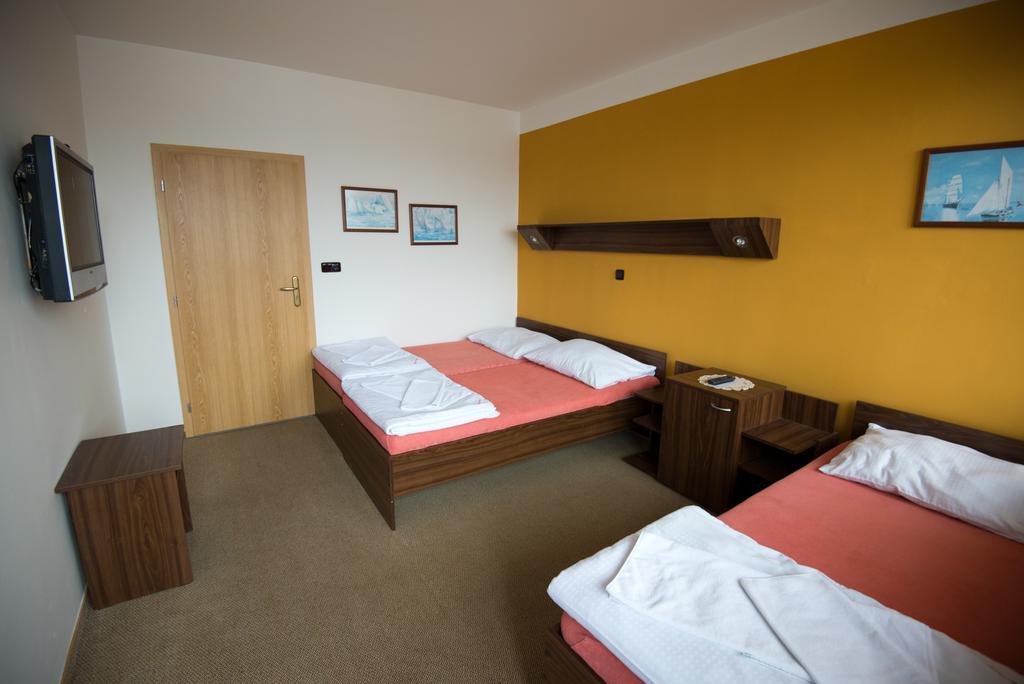 Resort Marina Labe Lovosice Kamer foto